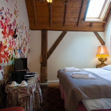 Hotel Veertien 3*