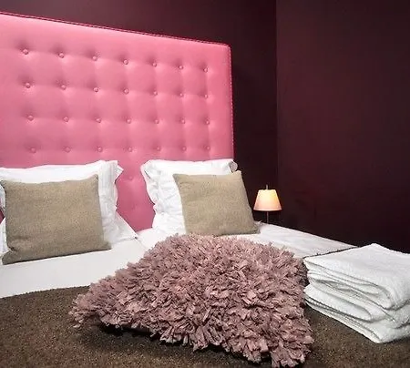 Hotell Veertien Dieren