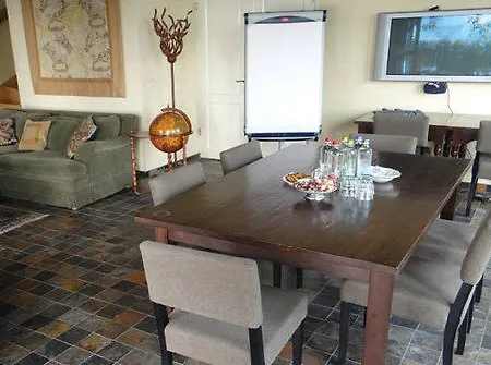 Hotel Veertien 3*