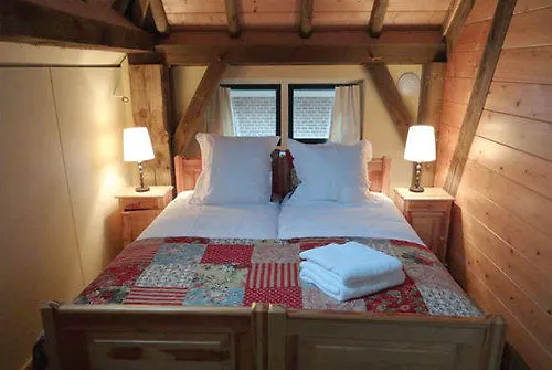 Veertien Hotell Dieren