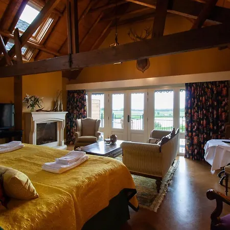 Otel Veertien Dieren